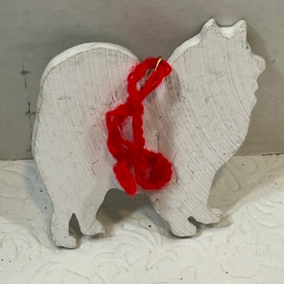 American Eskimo Dog Christmas Tree Ornament White Hand Painted 2.5"x3" - Picture 2 of 10
